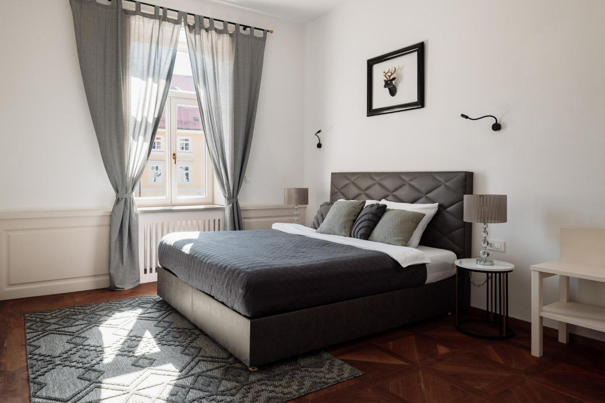 Main Square Apartments & Rooms Maribor Exterior photo