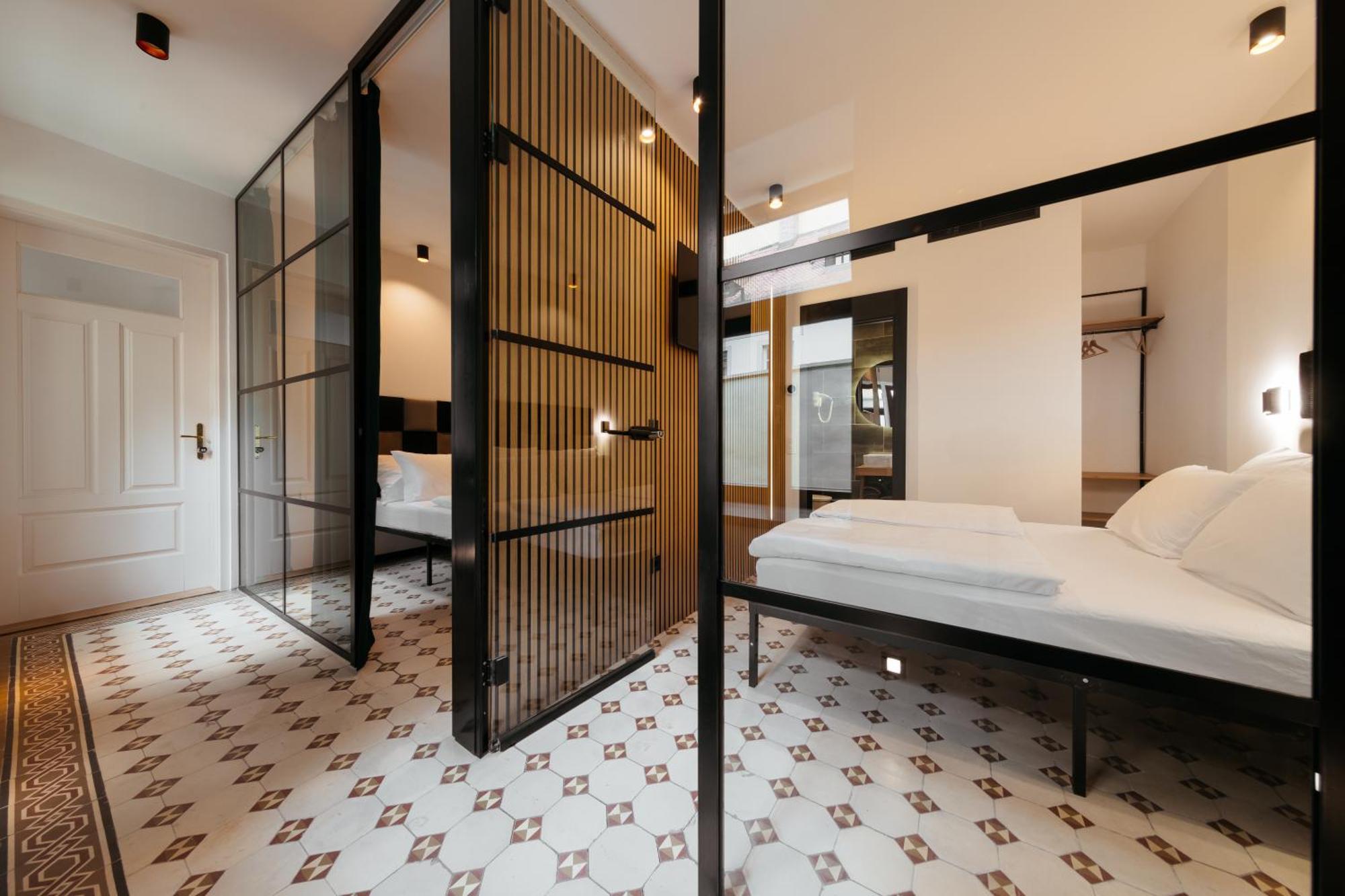 Main Square Apartments & Rooms Maribor Exterior photo